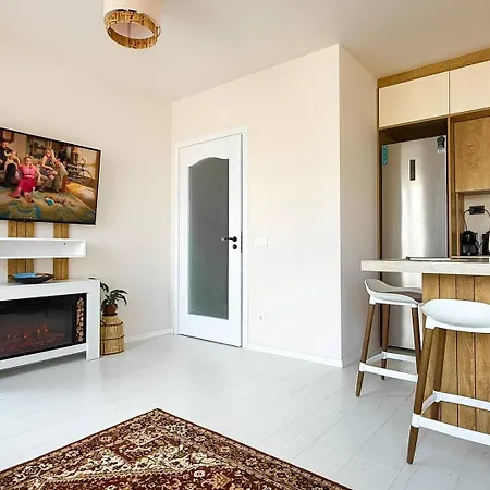 Апартамент Designer 1br In New Building Park, Desk & Ac *
